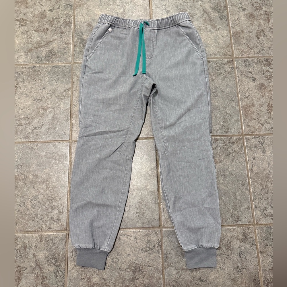 Figs Gray Technical Jogger Scrub Pants